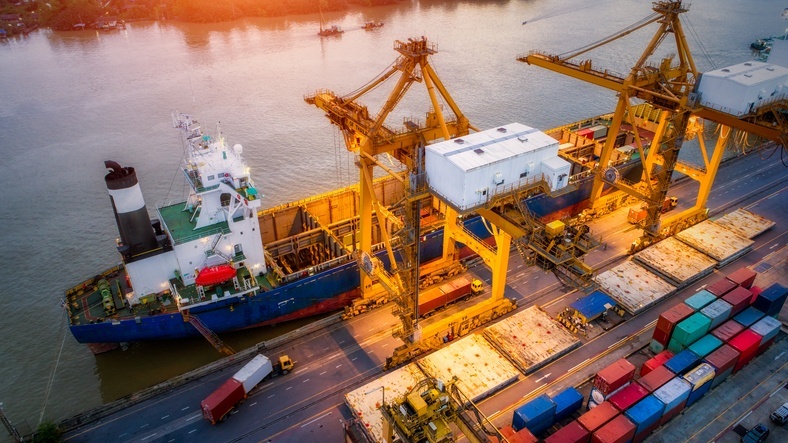 Expertise im Transport von gebrauchten Werkzeugmaschinen