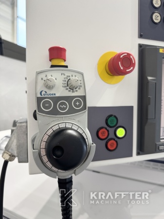CNC Rundschleifmaschine mit assistierter Steuerung STUDER S33 90149