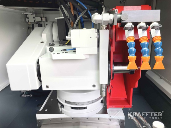 Verkauf von CNC Rundschleifmaschine STUDER Favorit CNC 20690-016 Gebrauchte Werkzeugmaschinen