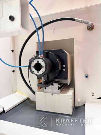 Präzisionsbearbeitung mit gebrauchten CNC Drehmaschine SCHAUBLIN 102 TM 90151