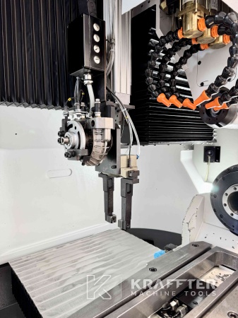 Gebrauchte numerisch gesteuert CNC Werkzeugschleifmaschine WALTER Helitronic Power Production 90148 KRAFFTER – Werkzeugmaschinenhändler