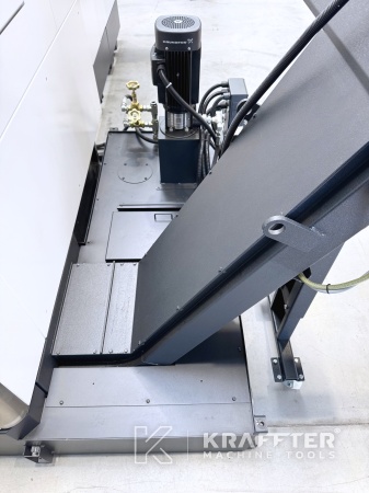 Späneförderer MAZAK VTC 800/30SR 90187 - KRAFFTER Machine Tools