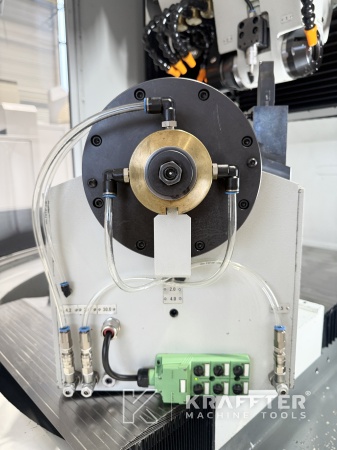 Präzisionsbearbeitung CNC Werkzeugschleifmaschine gebraucht, WALTER Helitronic Power Diamond 90157