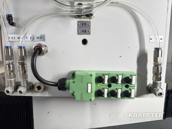 CNC Werkzeugschleifmaschine für die Metallbearbeitung und Feinmechanik WALTER Helitronic Power Diamond 90157