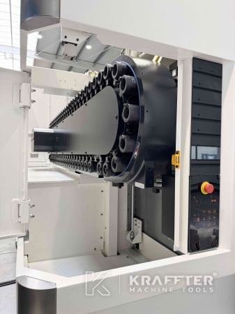 Präzisionsbearbeitung CNC Bearbeitungszentrum gebraucht, MAZAK Variaxis C-600 90161