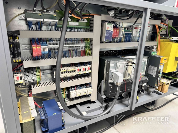 Schaltschrank für Industriemaschine SCHAUBLIN 102 TM 90151