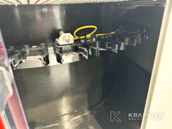 Verkauf von CNC Bearbeitungszentrum HERMLE C40 U dynamic 90093 Gebrauchte Werkzeugmaschinen