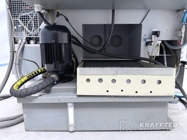 Verkauf von CNC Bearbeitungszentrum CHIRON FZ 08K S Magnum High Speed Plus 90153 Gebrauchte Werkzeugmaschinen