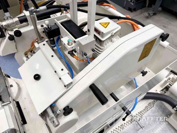Rundschleifmaschine STUDER S20 Favorit 90156 - KRAFFTER, Händler für gebrauchte Werkzeugmaschinen