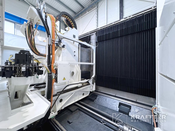 CNC Bearbeitungszentrum zu verkaufen : MAZAK VTC 800/30SR 90187 | Gebrauchte Werkzeugmaschinen