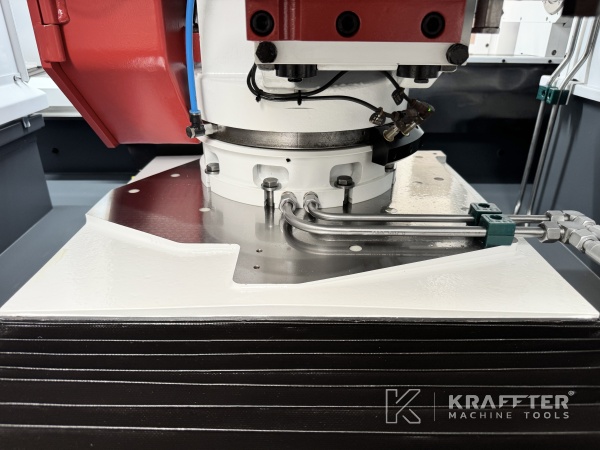 CNC Rundschleifmaschine STUDER S33 90149 – überholt, Vertrieb in Deutschland, Europa und weltweit.
