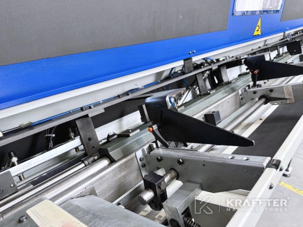 Werkzeugmaschine NAKAMURA TOME WT 100 mit Stangenlader 90182