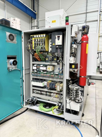 Industrielle Schaltschränke auf SCHNEEBERGER Norma NGC 90111