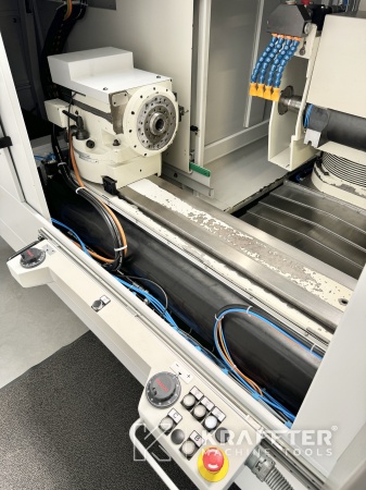 Präzisionsbearbeitung mit gebrauchten CNC Rundschleifmaschine TACCHELLA Elektra UA 1200 90114