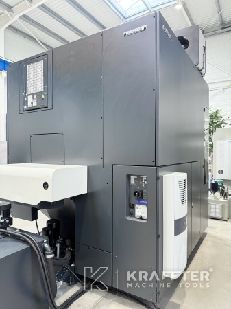 CNC Bearbeitungszentrum gebraucht für die Metallbearbeitung - DMG MORI DMU 65 monoBLOCK Achsen 90170