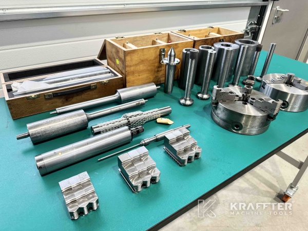 Ausrüstungen , Zubehör für CNC Rundschleifmaschine KELLENBERGER Kel-Vista UR 175/1000 90100
