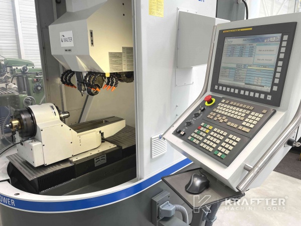 CNC Werkzeugschleifmaschine mit assistierter Steuerung WALTER Helitronic Power 90076