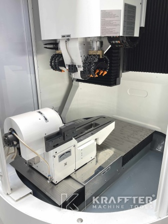 Präzisionsbearbeitung mit gebrauchten CNC Werkzeugschleifmaschine WALTER Helitronic Basic 90085