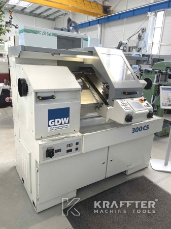 Präzisionsbearbeitung CNC Zyklendrehmaschine gebraucht, GDW 300 CS 90069