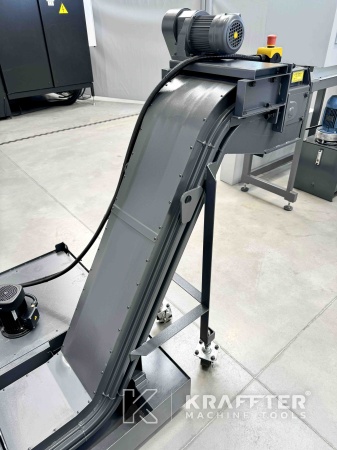 Späneförderer auf TAKISAWA TS-4000 YS 90081