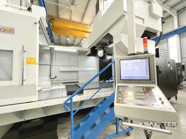 EUMACH DVM 2021 90082 Doppelsäulenmaschine für die Luft- und Raumfahrt sowie den Maschinenbau