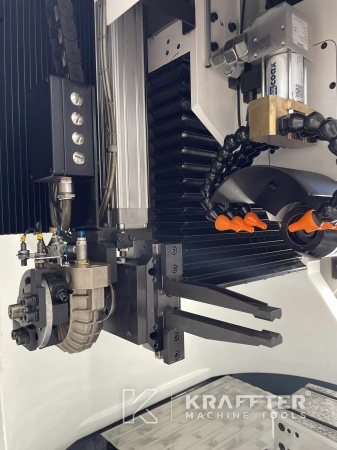 Feinmechanik : CNC Werkzeugschleifmaschine WALTER Helitronic Basic 90085