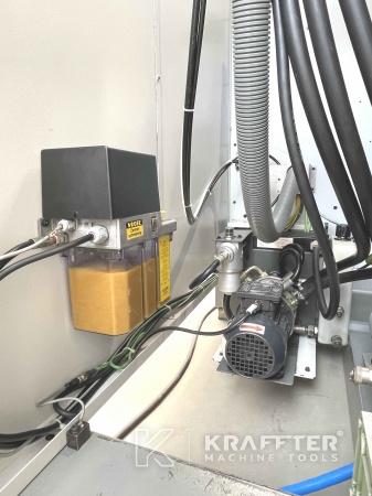 CNC Bearbeitungszentrum HERMLE U 630 T 20689-999 – überholt, Vertrieb in Deutschland, Europa und weltweit.