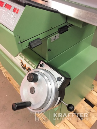 Präzisionsbearbeitung mit gebrauchten Flachschleifmaschine JONES & SHIPMAN 540X 20689-910