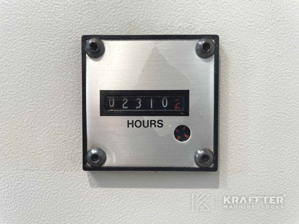 Typenschild Konventionelle Drehmaschine COLCHESTER MASTER VS 3250 bei KRAFFTER 20690-006