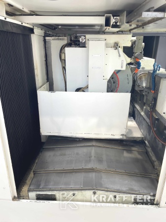 CNC Rundschleifmaschine mit numerischer Steuerung OKUMA GP-26T II 20690-023