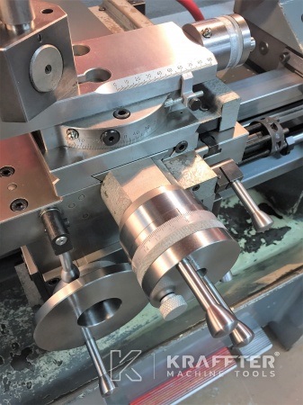 Präzisionsbearbeitung mit gebrauchten Konventionelle Drehmaschine SCHAUBLIN 125 C 20689-895
