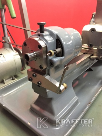 Konventionelle Drehmaschine für die Metallbearbeitung und Feinmechanik SCHAUBLIN 70 20689-900