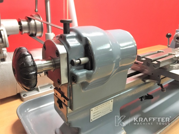 Kleine gebrauchte Metalldrehmaschine SCHAUBLIN 70 20689-919 bei Kraffter