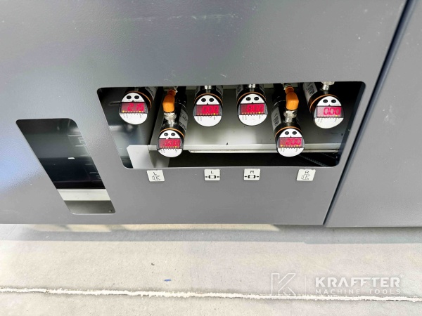 Verkauf von CNC Drehmaschine TAKISAWA TS-4000 YS 90081 Gebrauchte Werkzeugmaschinen