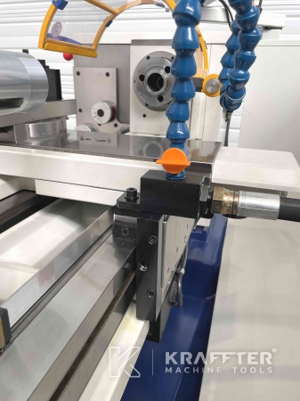 Feinmechanik : Konventionelle Drehmaschine SCHAUBLIN 150 20690-019