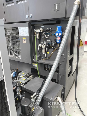 Ankauf und Verkauf CNC Rundschleifmaschine OKUMA GP-26T II 20690-023 Europa, Amerika, international