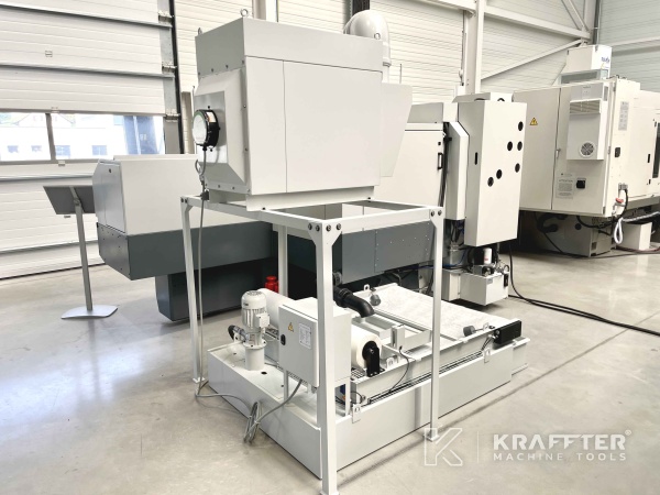CNC Rundschleifmaschine STUDER Favorit CNC 20690-016 Gebrauchte Werkzeugmaschinen